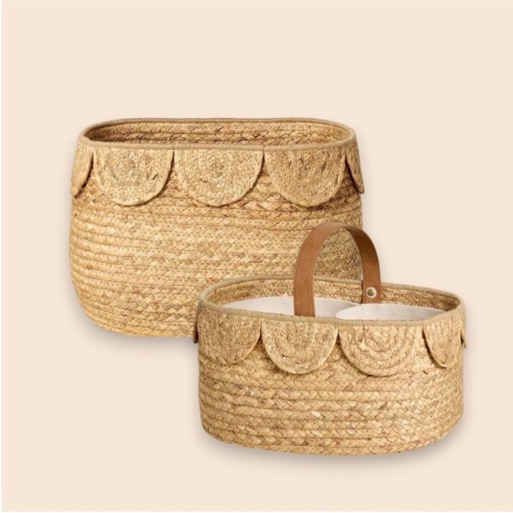 Natural Woven Scalloped Baby Diaper
Caddy & Basket - Hearth & Hand with Magnolia